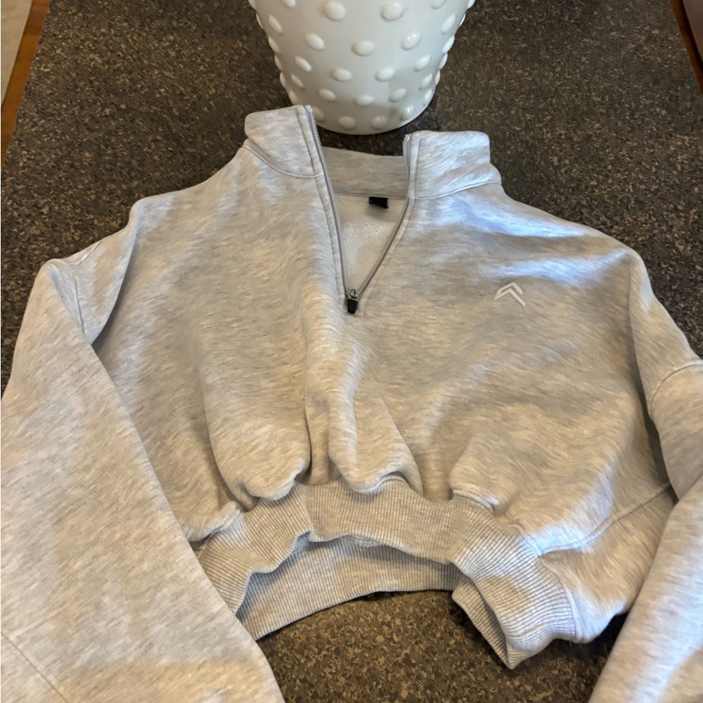 Oner Active Foundations 1/4 zip Cropped sweatshirt